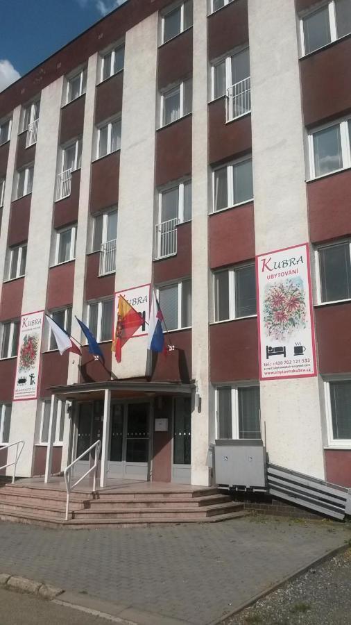 Ubytovna Kubra Hodonin Ngoại thất bức ảnh